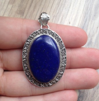 Zilveren hanger ovale cabochon Lapis Lazuli en bewerkte setting